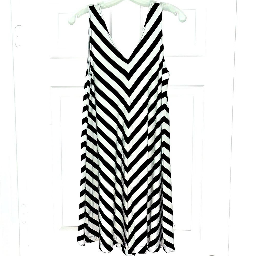 LOFT - Size S - Maternity Navy and White Dress